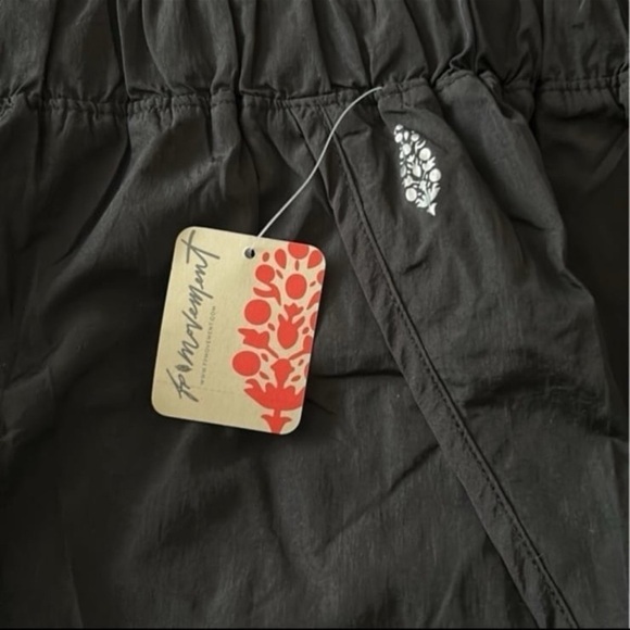 (NWT) FP Movement Women's The Way Home Shorts in Black, Small - Picture 5 of 11